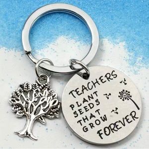 🍁 Beautiful New Teacher Keychain Gift